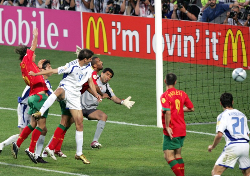 Σαν σήμερα η Ελλάδα «τρέλανε» την Ευρώπη: Το ΕΠΟΣ του Euro 2004! (photos+videos)