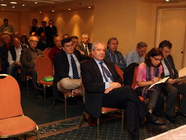 Αναζητούν λύσεις