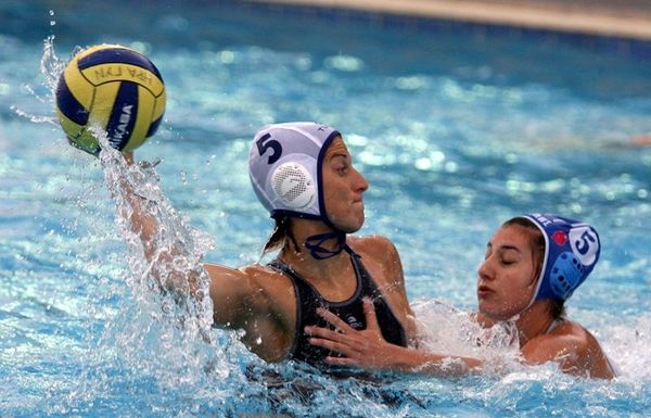 Λιόση: «Μόνο Ολυμπιακός και Βουλιαγμένη»