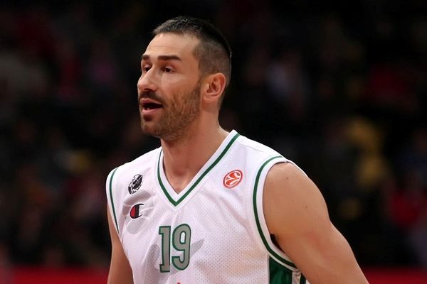 Στην αναμονή έχει τον Γιάριτς ο Ολυμπιακός