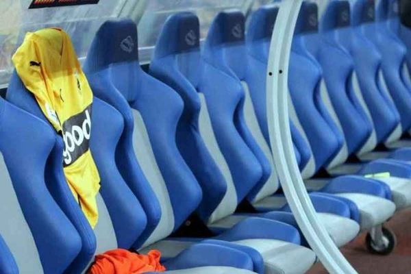 Οι «αυτοδύναμοι» κόουτς και οι «ορφανοί» πάγκοι της Super League!