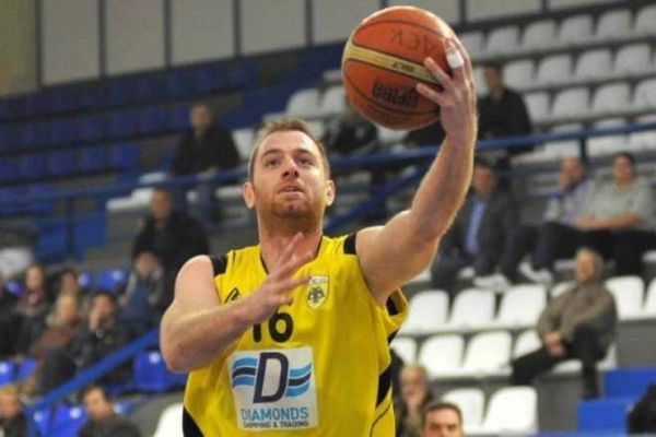 Μάντζαρης και τυπικά στον Πορφύρα