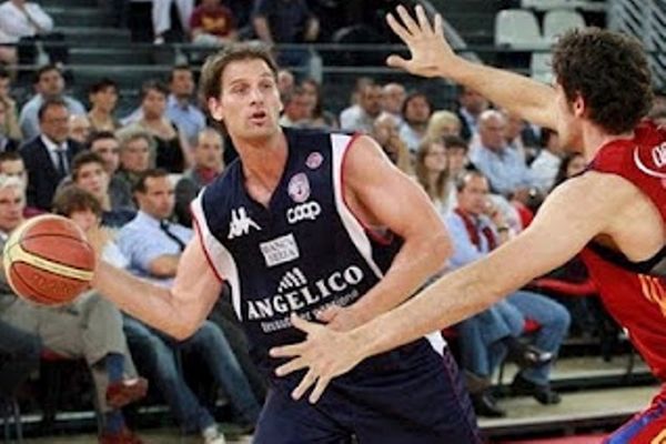 Στόχος της Μπιέλα η παραμονή του Γιούρακ