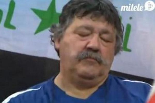 Euro 2012: Ύπνε που παίρνεις… τους Γάλλους στο γήπεδο! (video)