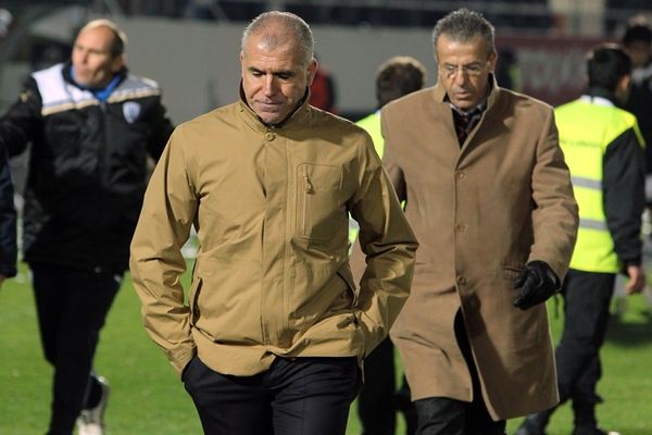 Τέλος ο Αναστόπουλος από τον ΟΦΗ