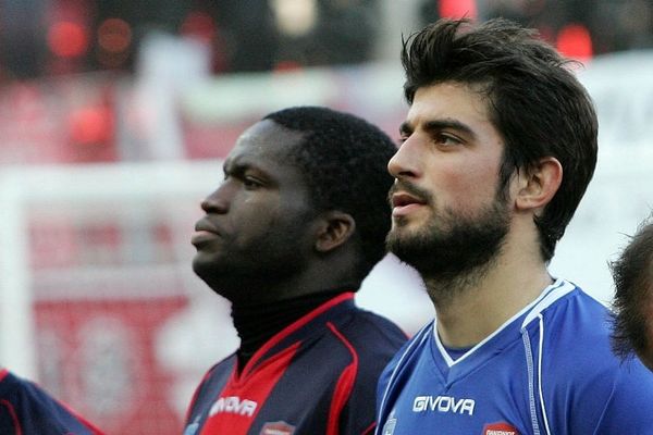 «Έκοψε» Όμο και Σιδεράκη ο «Ελέ»