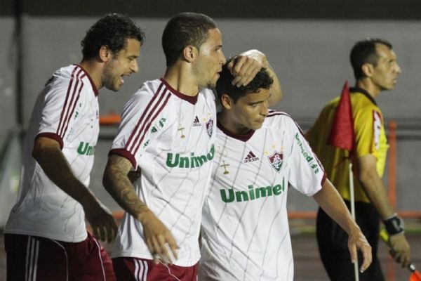 Brasileiro: Ακόμα πιο κοντά στον τίτλο η Φλουμινένσε (videos)