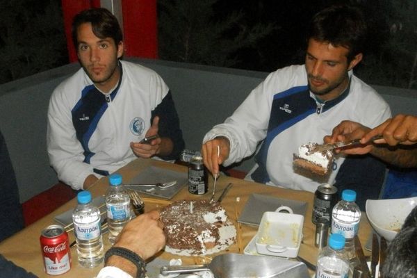 Γκολ στα γενέθλια, τούρτα μετά την ισοπαλία…