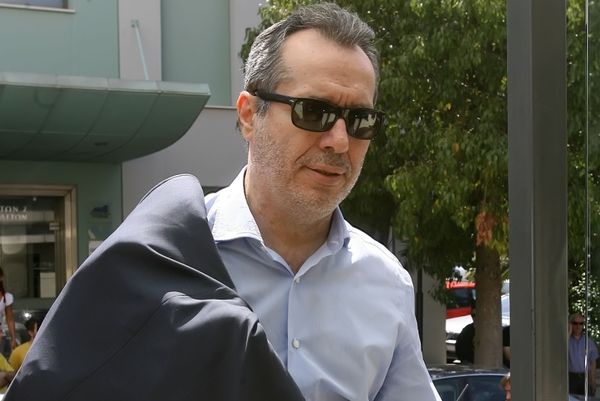 Κόντης: «Μπορεί να συνεργαστώ με τον Ολυμπιακό»