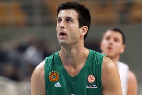 Παναθηναϊκός: Παρελθόν ο Καπόνο