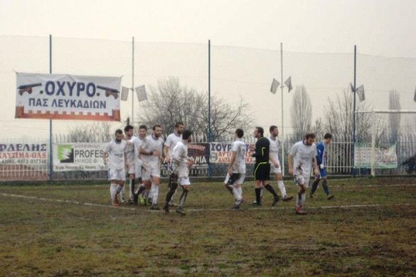 Λευκάδια-Παναργειακός Άργους Ορεστικού 3-1