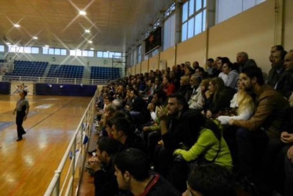 Ιωνικός Νικαίας: Ξανά στου Καραμπίνη