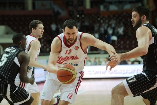 Σπαρτάκ Αγίας Πετρούπολης: Αποκλείστηκε ο… εξαιρετικός Μαυροκεφαλίδης