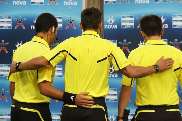 ΕΠΣ Αχαΐας: Επόπτης έβαλε τα… κλάματα!