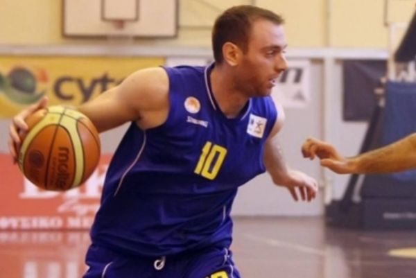 Πανελευσινιακός: «Δικός» του ο Μάντζαρης