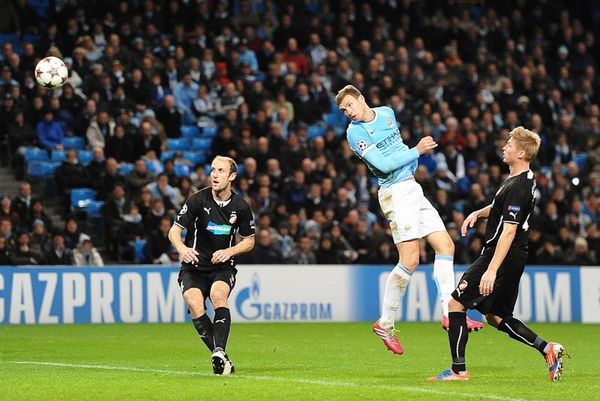 Επιτέλους πρόκριση για Σίτι, 4-2 την Βικτόρια Πλζεν (video)