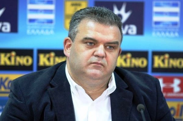 Άρης: Στο σκαμνί Αθανασιάδης, Ζαμπέτας