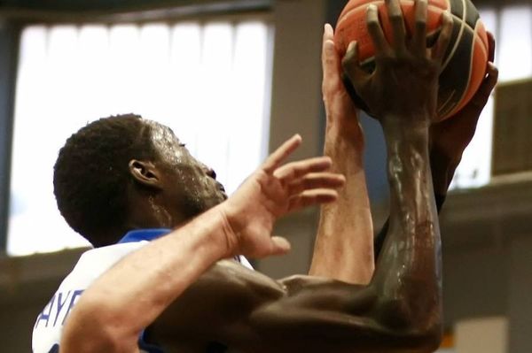 Πανελευσινιακός: Ο 50άρης... Φαγιέ