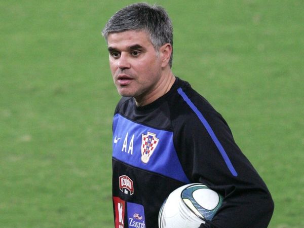 Στο ΟΑΚΑ και ο Ασάνοβιτς