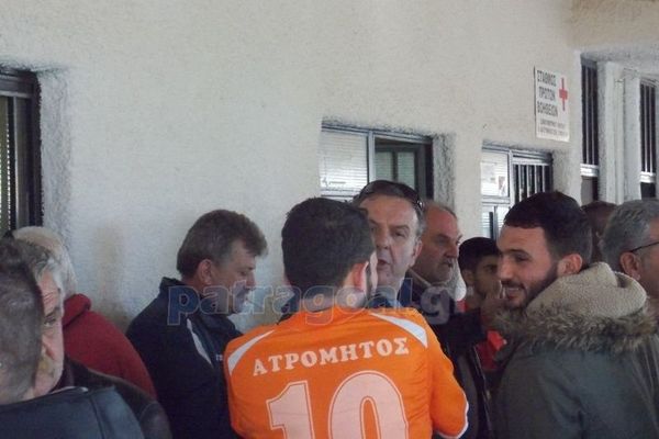 Πάτρα: «Ντου» οπαδού σε διαιτητή και διακοπή!