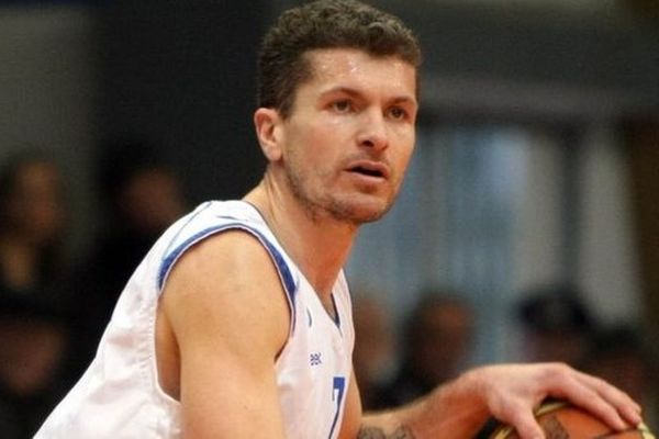 Καλαϊτζής: «Υπερτερεί κατά πολύ ο Παναθηναϊκός»