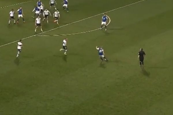 Αγγλία: Γκολ του... Ίπσουιτς ή του βάθους! (video)