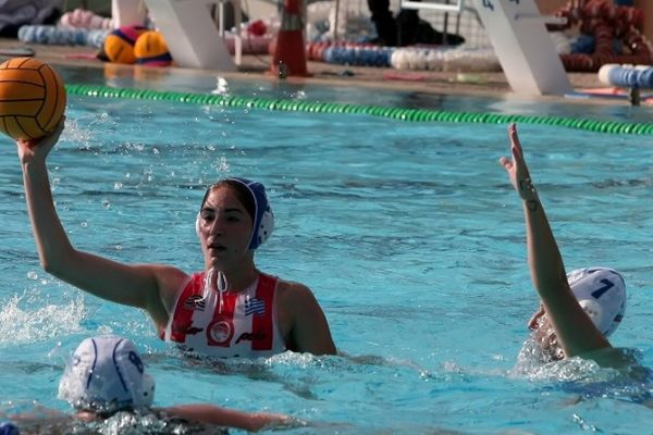 Ολυμπιακός: Παρέμεινε κάτω από τη Βουλιαγμένη (photos)