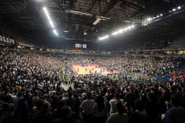 Αδριατική Λίγκα: Η Τσεντεβίτα με Τσιμπόνα στον τελικό (videos)
