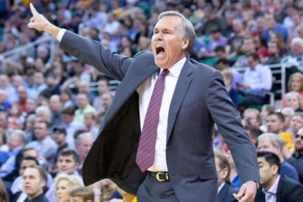 Τέλος ο Ντ’ Αντόνι και… τρέλα στα playoffs