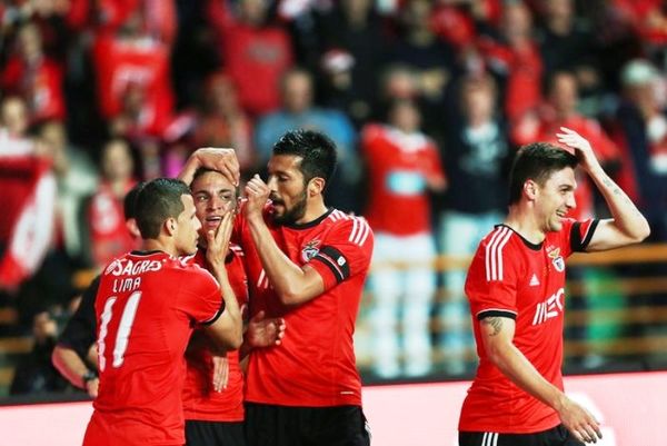 Στην Μπενφίκα το Λιγκ Καπ, 2-0 την Ρίο Άβε
