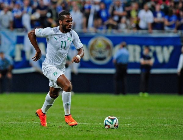 Mundial 2014: Βραβεύτηκε ο Ντρογκμπά (videos+photos)