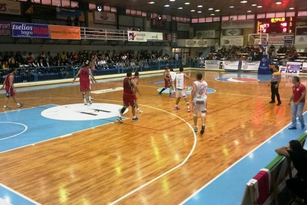 2ος Όμιλος Νότου: Τριάδα κορυφής