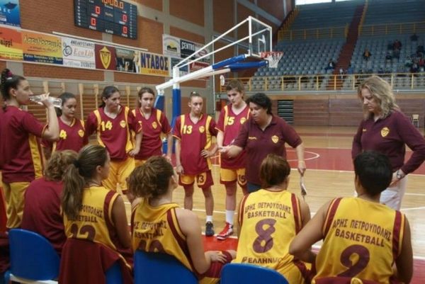 Νότιος Όμιλος: Αήττητοι Κρόνος, Δάφνη Αγ. Δημητρίου