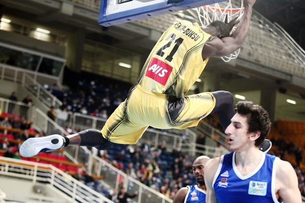 Μενσά Μπονσού: «Να γίνω ηγέτης της ΑΕΚ»