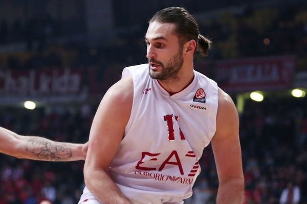 Onsports TV: Χειροκροτήθηκε ο Κλέιζα (videos+photos)