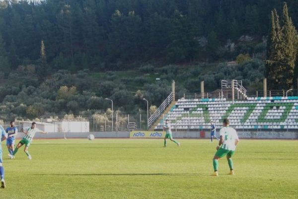Λεβαδειακός: Οικογενειακό διπλό