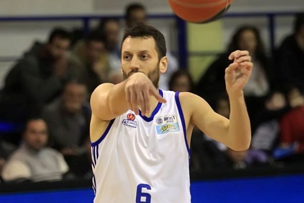 Κουμπούρας: «Μεγάλες οι διαφορές με Παναθηναϊκό»