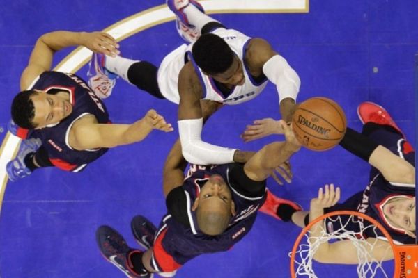 Φιλαδέλφεια 76ερς: Τιμώρησαν τους Χοκς (video)