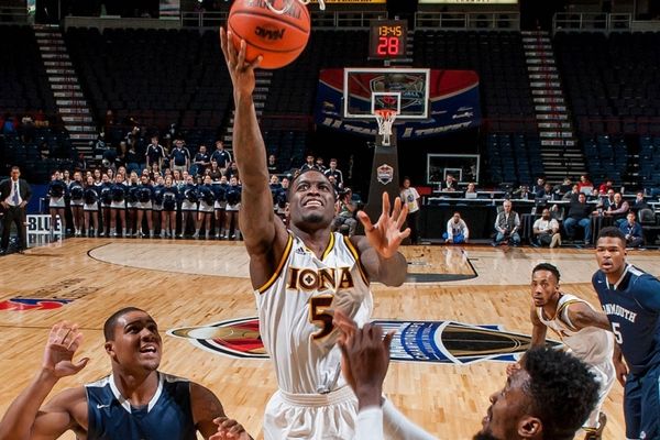 NCAA: Πέρασε τελικό το Αϊόνα του Μπέμπη (videos)