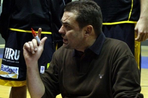 Ιωνικός Νικαίας: Παρελθόν ο Καραγιάννης