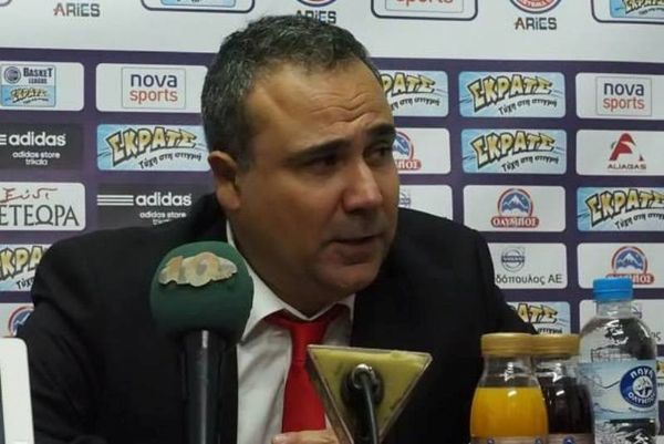 Φλεβαράκης: «Νευρικοί εξαιτίας των πολλών τριπόντων»