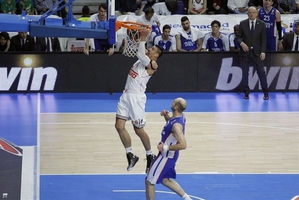 Ευρωλίγκα: Χωρίς «μπρέικ», MVP o Αγιόν