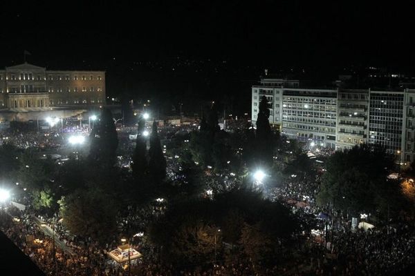 Η μεγαλειώδης συγκέντρωση για το «ΟΧΙ» από ψηλά! (video)