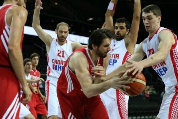 Σαρωτική η Κροατία με σούπερ Μπογκντάνοβιτς