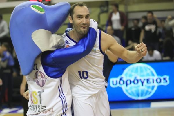 ΑΕΚ: Έπιασε δουλειά ο Καλαμπόκης!