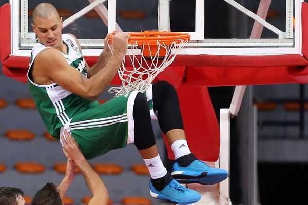 Πάβλοβιτς: «Να φέρουμε πίσω το πρωτάθλημα»