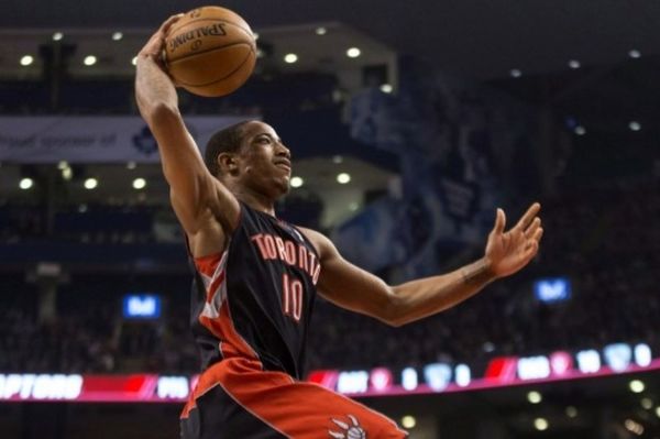 O DeRozan παίρνει φόρα και καρφώνει με μανία! (video)