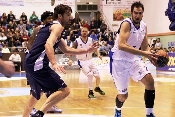 Ζωντανή η Καβάλα!