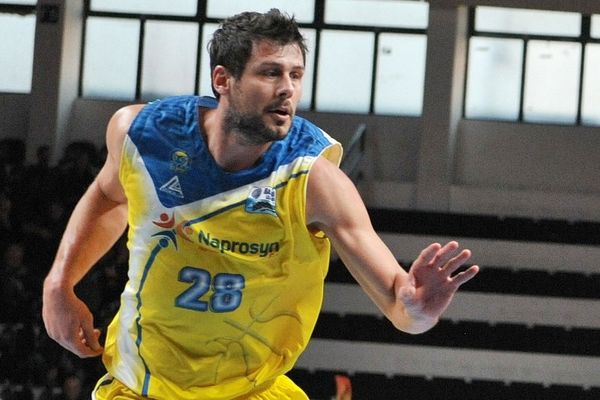Μπάρλος: «Τίποτα άλλο πέρα από τη νίκη»