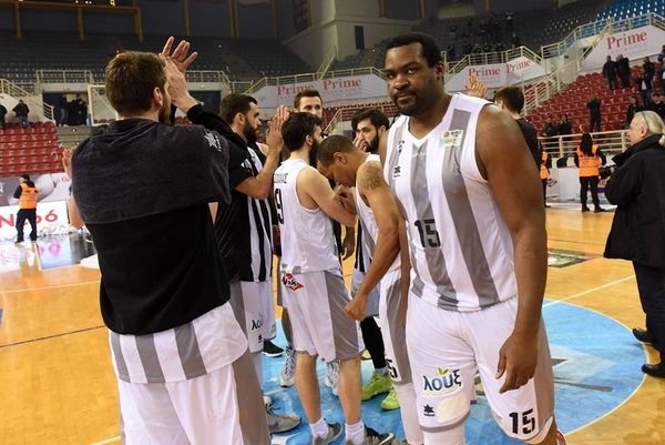 ΠΑΟΚ: Προβληματισμός για «Σόφο»